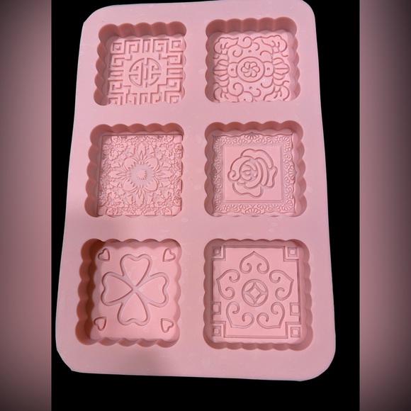 🆕Silicone Soap Molds Lot of (2) - Picture 3 of 5